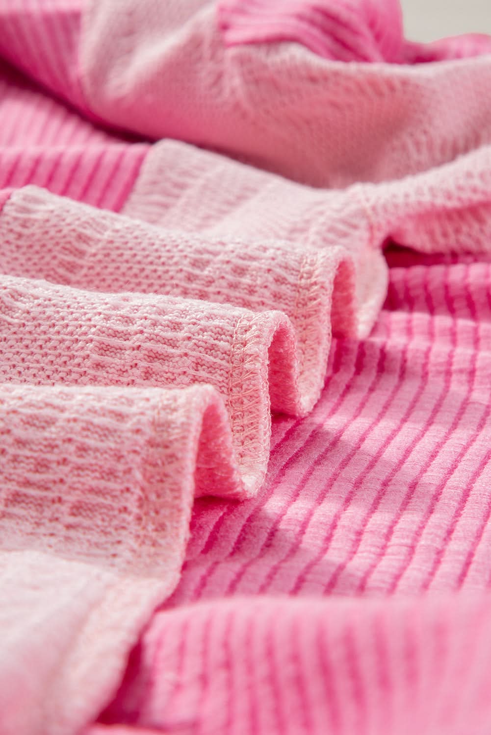 Chic colorblock cable knit sweatshirt - Love Salve